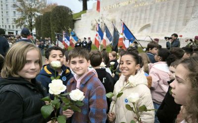11 novembre 2024 : Les CM1-CM2 rendent hommage aux victimes de la Première Guerre mondiale